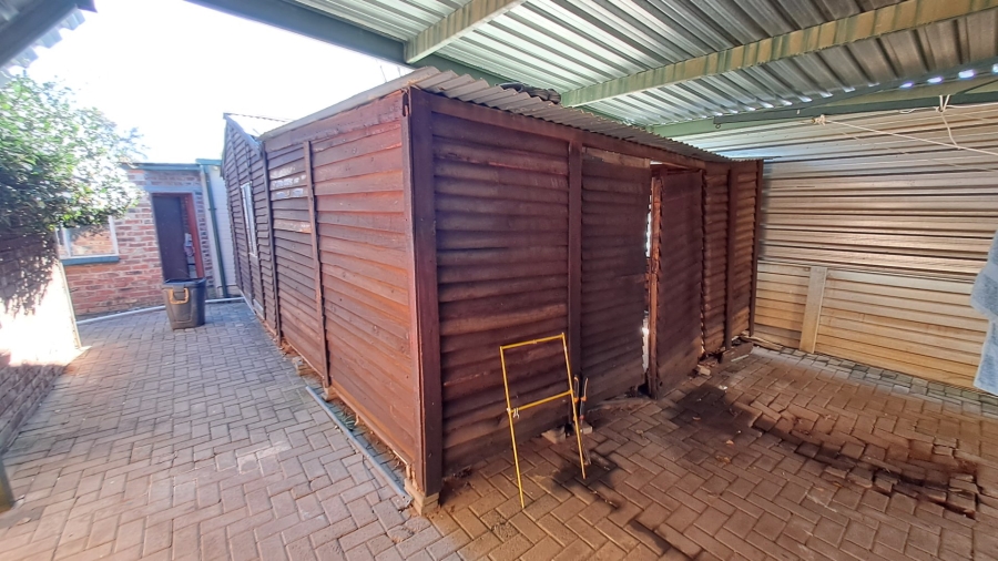 14 Bedroom Property for Sale in Universitas Free State
